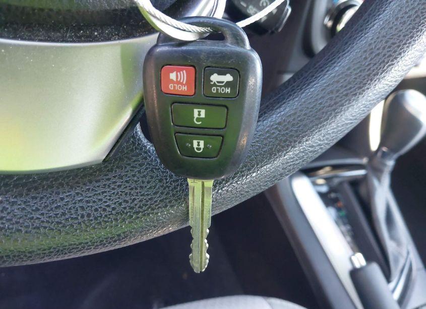 Photo 11 of 2015 Toyota Corolla LE (VIN 2T1BURHE3FC344275)