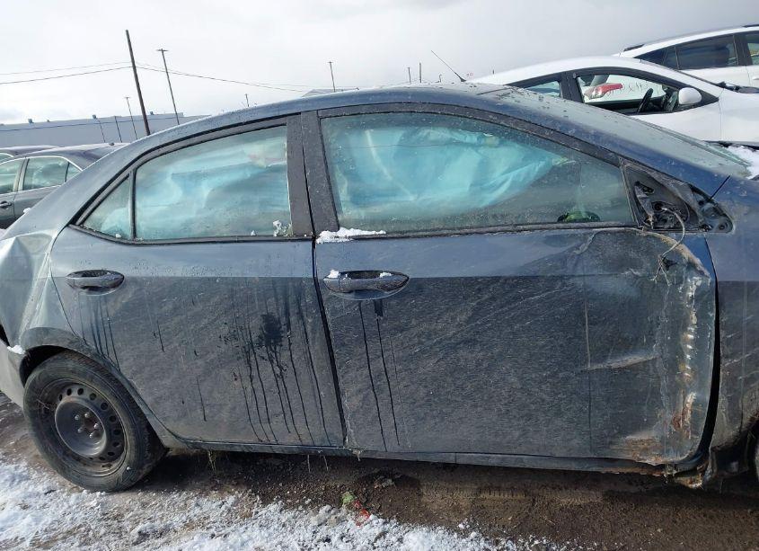 Photo 13 of 2015 Toyota Corolla LE (VIN 2T1BURHE3FC408427)