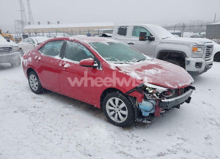 2015 Toyota Corolla LE (VIN 2T1BURHE3FC412249) main photo