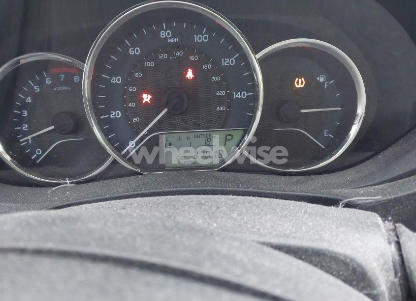 Photo 15 of 2015 Toyota Corolla LE (VIN 2T1BURHE3FC412249)