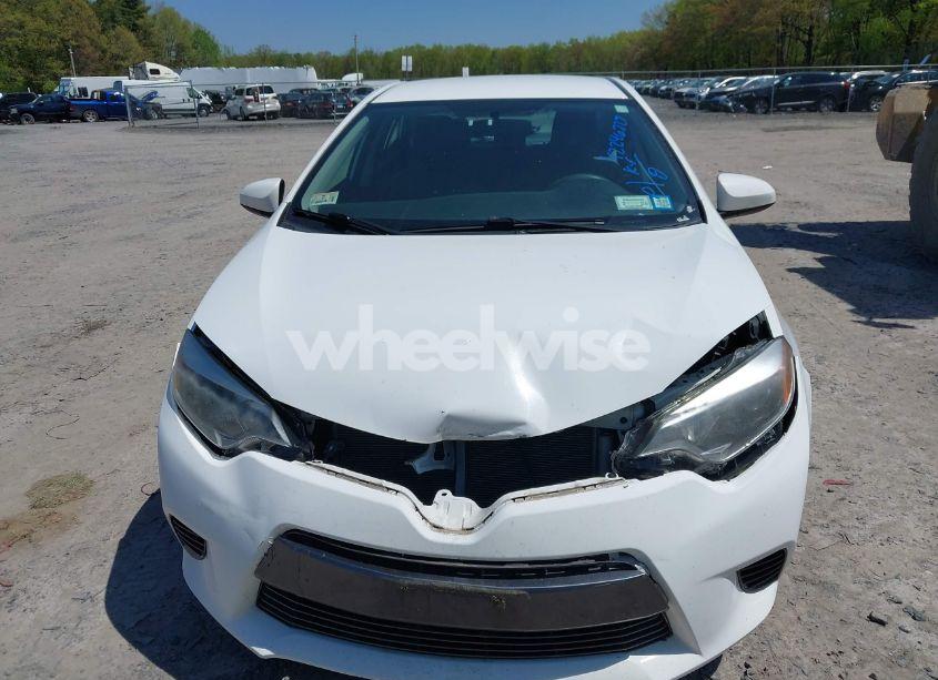 Photo 6 of 2015 Toyota Corolla LE (VIN 2T1BURHE3FC417824)