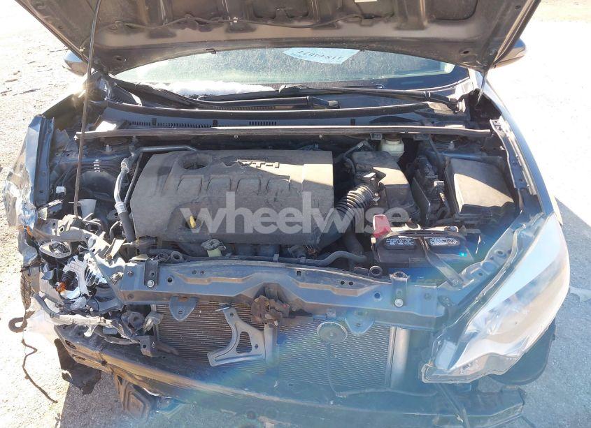 Photo 10 of 2015 Toyota Corolla S PLUS (VIN 2T1BURHE3FC425583)