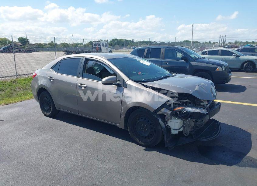 2015 Toyota Corolla L/LE/LE PLUS/LE PREMIUM/S/S PLUS/S PREMIUM (VIN 2T1BURHE3FC426541) main photo