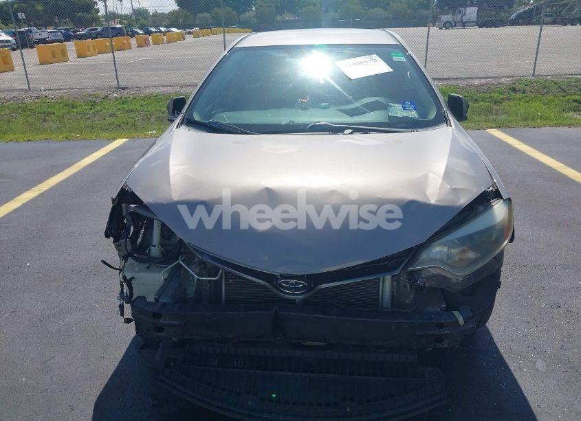 Photo 6 of 2015 Toyota Corolla L/LE/LE PLUS/LE PREMIUM/S/S PLUS/S PREMIUM (VIN 2T1BURHE3FC426541)