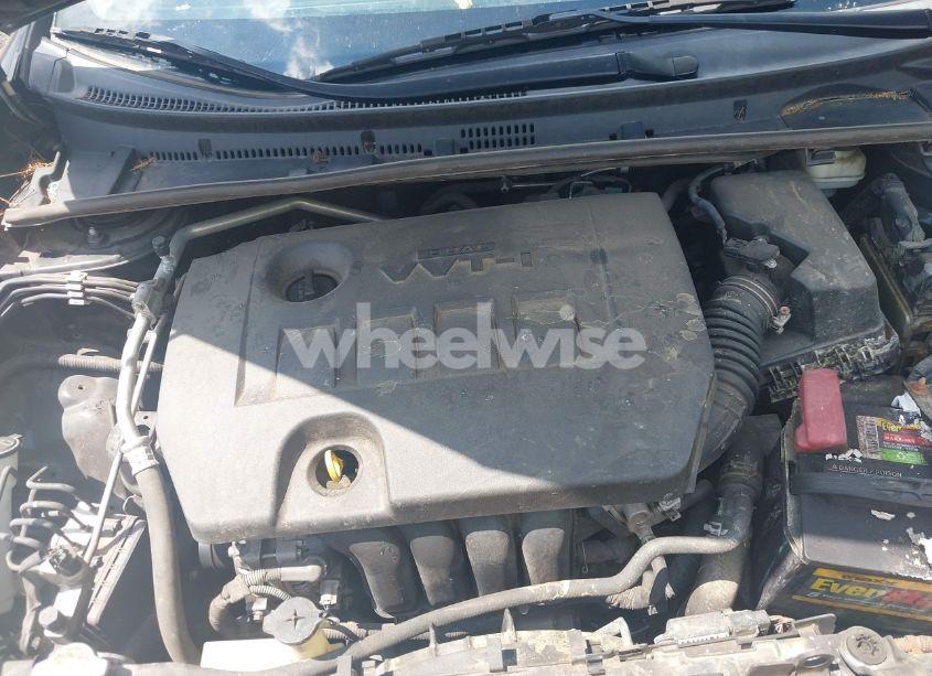 Photo 10 of 2015 Toyota Corolla LE (VIN 2T1BURHE3FC429603)