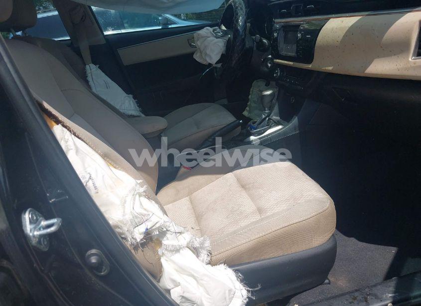 Photo 5 of 2015 Toyota Corolla LE (VIN 2T1BURHE3FC429603)