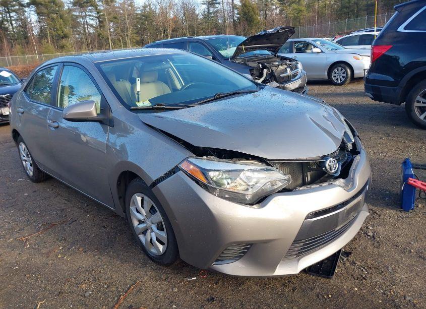 Photo 12 of 2015 Toyota Corolla LE (VIN 2T1BURHE3FC448538)