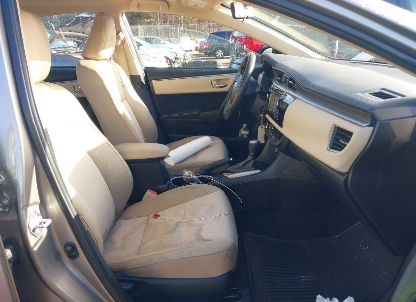 Photo 5 of 2015 Toyota Corolla LE (VIN 2T1BURHE3FC448538)