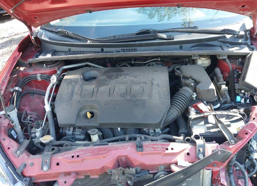 Photo 10 of 2015 Toyota Corolla LE (VIN 2T1BURHE3FC459426)