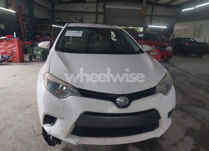 Photo 6 of 2015 Toyota Corolla LE (VIN 2T1BURHE3FC462035)