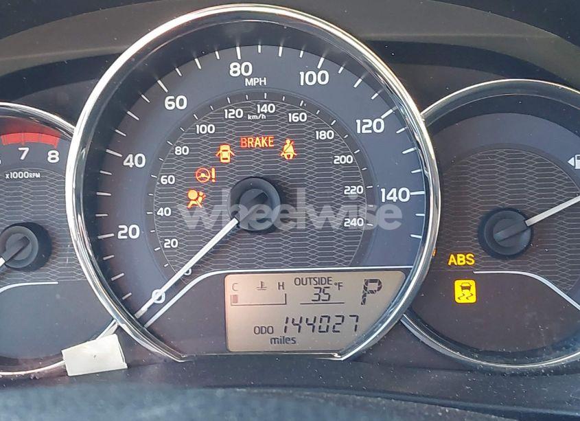 Photo 15 of 2015 Toyota Corolla L (VIN 2T1BURHE3FC477022)