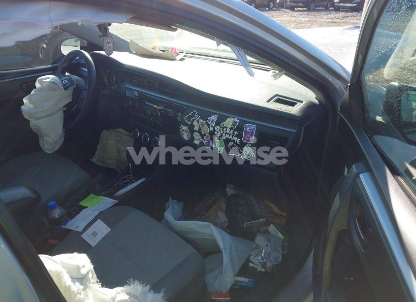 Photo 5 of 2015 Toyota Corolla L (VIN 2T1BURHE3FC477022)