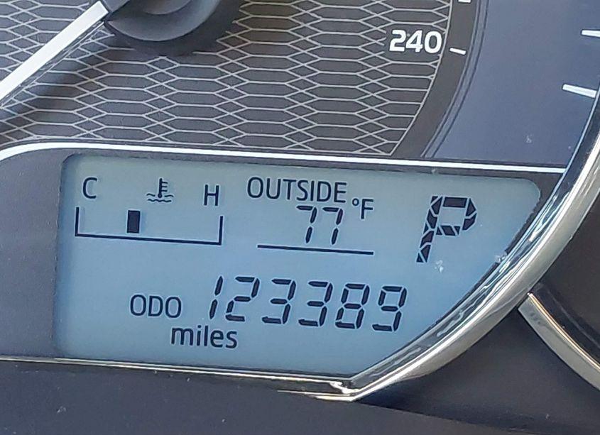 Photo 16 of 2016 Toyota Corolla LE (VIN 2T1BURHE3GC495392)