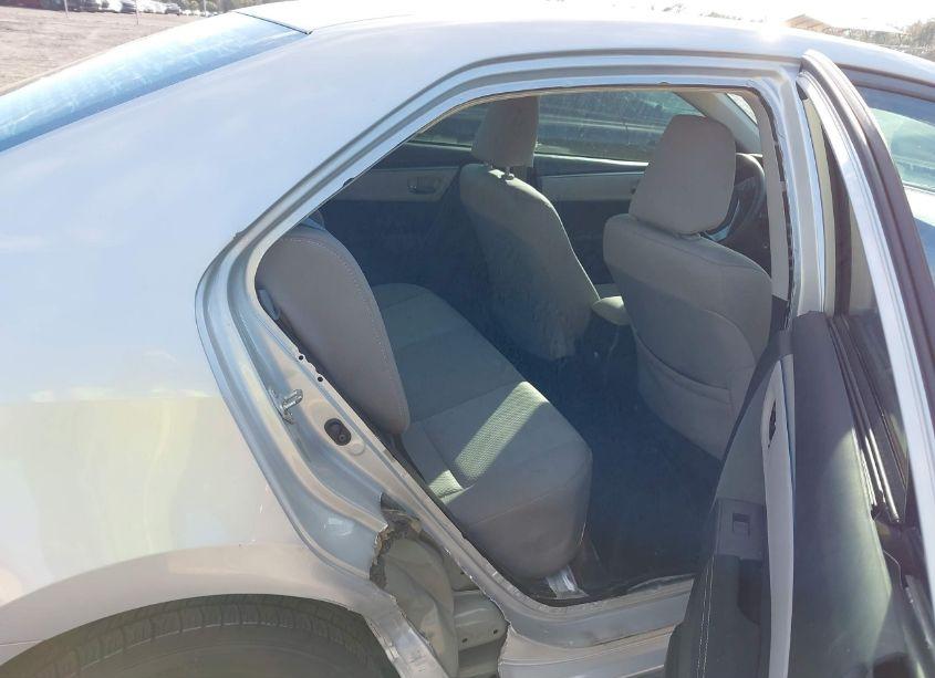 Photo 8 of 2016 Toyota Corolla LE (VIN 2T1BURHE3GC495392)