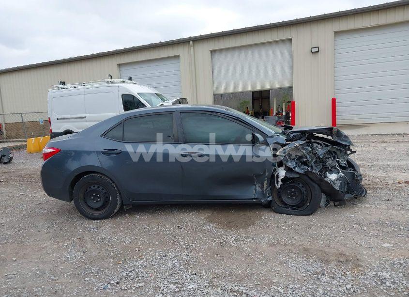 Photo 13 of 2016 Toyota Corolla LE (VIN 2T1BURHE3GC499443)