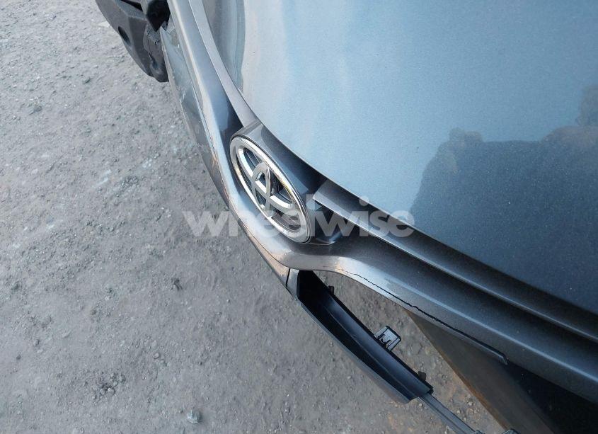 Photo 10 of 2016 Toyota Corolla LE (VIN 2T1BURHE3GC508836)