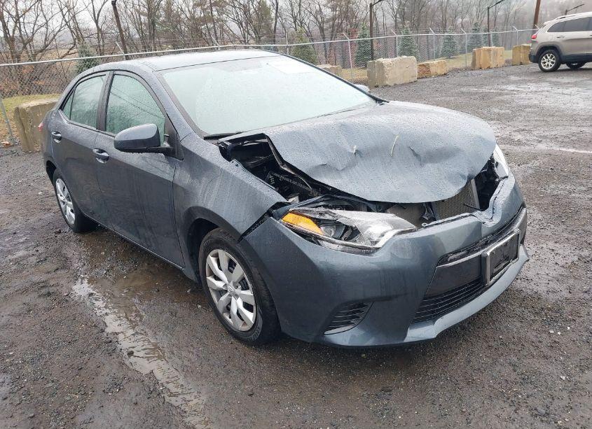 2016 Toyota Corolla LE (VIN 2T1BURHE3GC524714) main photo