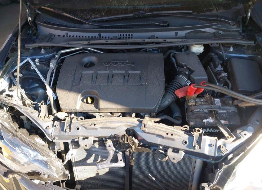 Photo 10 of 2016 Toyota Corolla LE (VIN 2T1BURHE3GC524714)