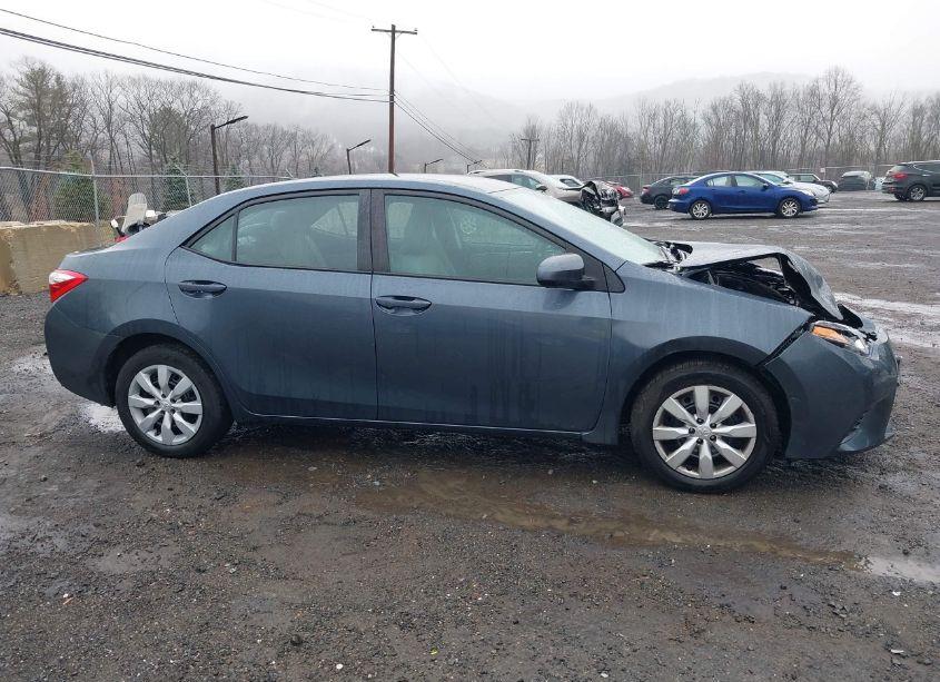 Photo 13 of 2016 Toyota Corolla LE (VIN 2T1BURHE3GC524714)