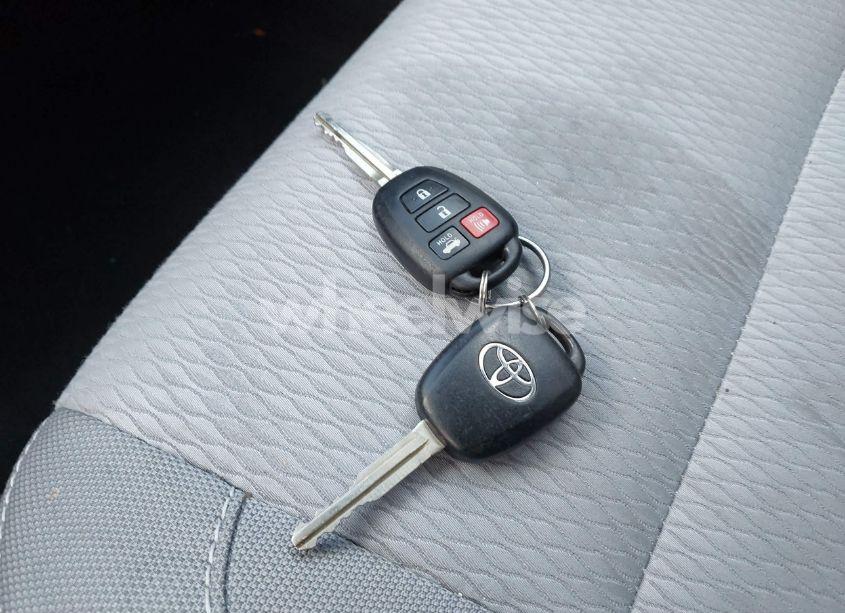 Photo 11 of 2016 Toyota Corolla LE PLUS (VIN 2T1BURHE3GC527869)