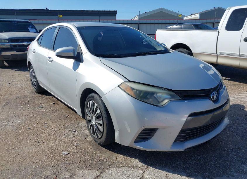 2016 Toyota Corolla LE (VIN 2T1BURHE3GC558037) main photo