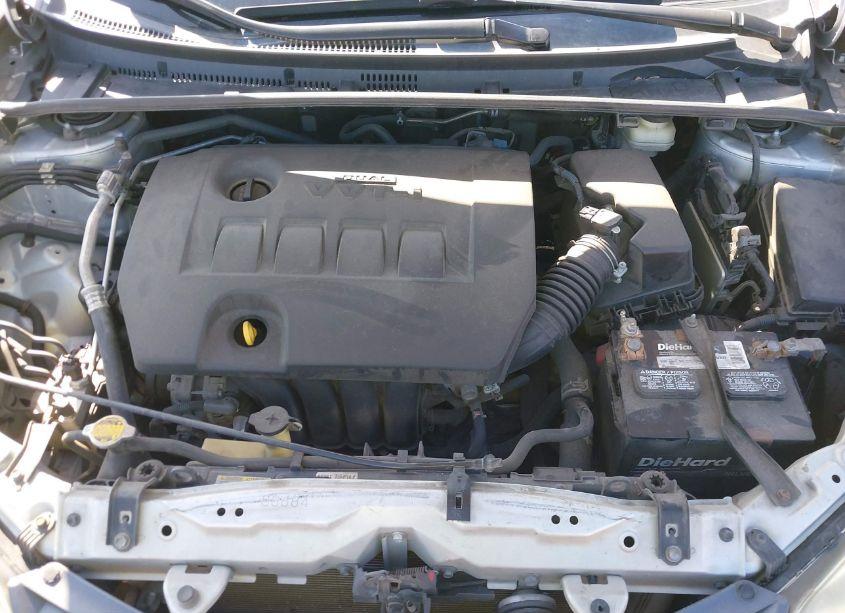 Photo 10 of 2016 Toyota Corolla LE (VIN 2T1BURHE3GC558037)