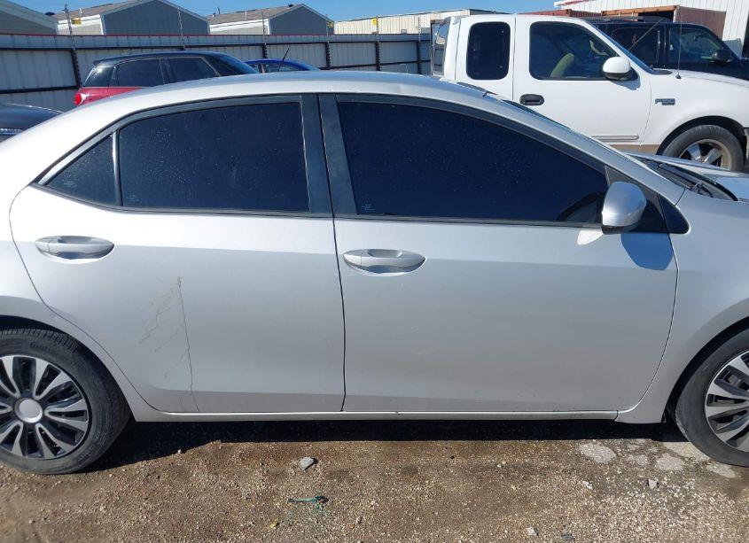 Photo 13 of 2016 Toyota Corolla LE (VIN 2T1BURHE3GC558037)