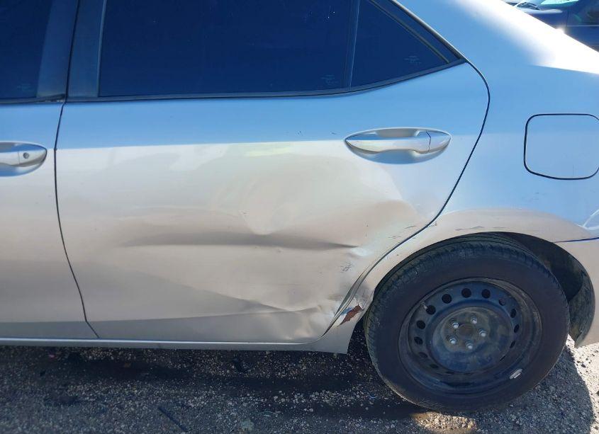 Photo 17 of 2016 Toyota Corolla LE (VIN 2T1BURHE3GC558037)