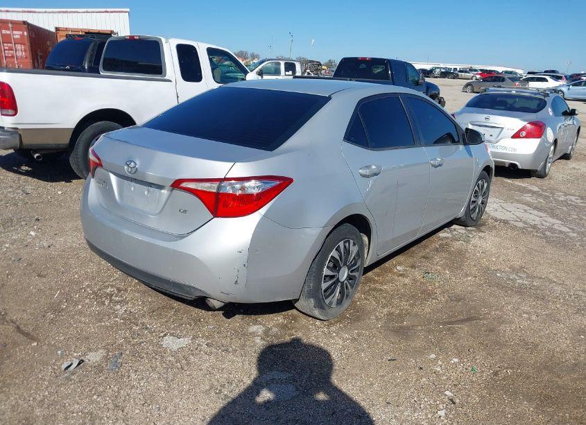 Photo 4 of 2016 Toyota Corolla LE (VIN 2T1BURHE3GC558037)