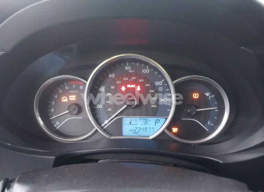 Photo 7 of 2016 Toyota Corolla LE (VIN 2T1BURHE3GC565358)