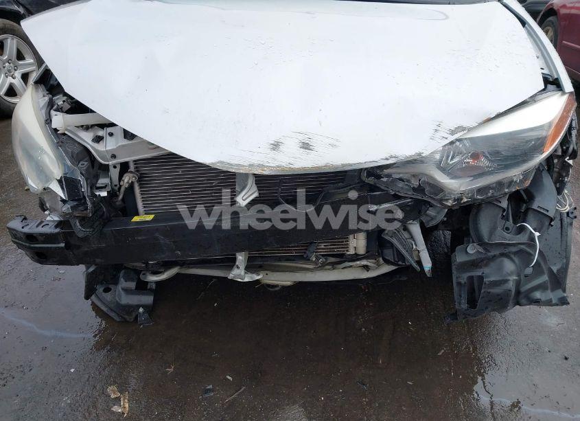 Photo 6 of 2016 Toyota Corolla L (VIN 2T1BURHE3GC572021)