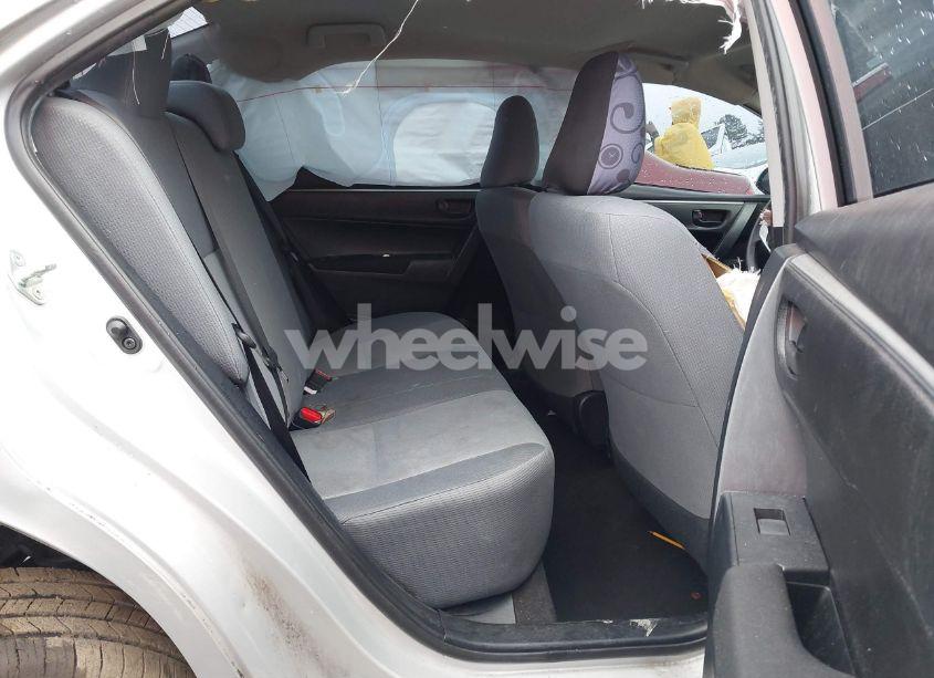 Photo 8 of 2016 Toyota Corolla L (VIN 2T1BURHE3GC572021)