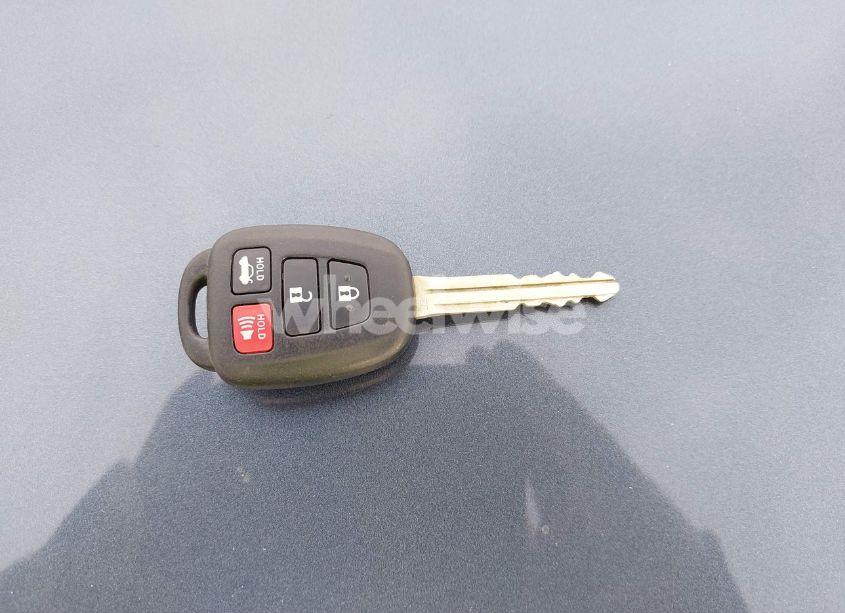 Photo 11 of 2016 Toyota Corolla S PLUS (VIN 2T1BURHE3GC581690)