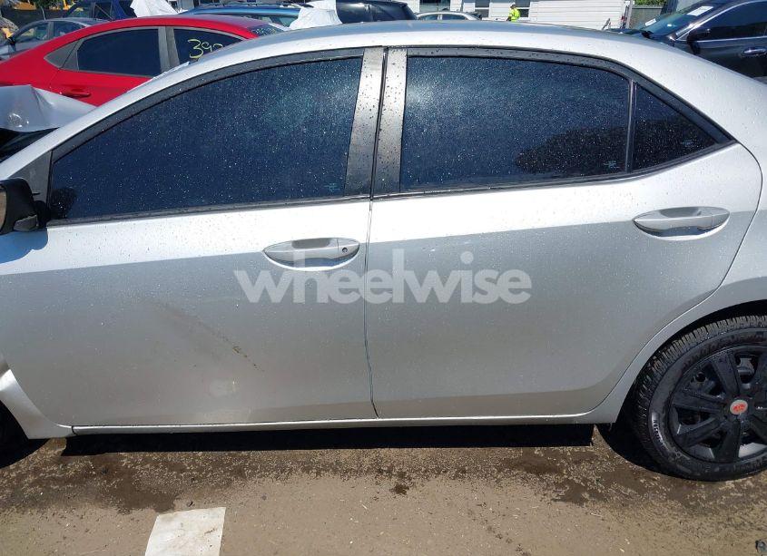 Photo 14 of 2016 Toyota Corolla LE (VIN 2T1BURHE3GC597243)