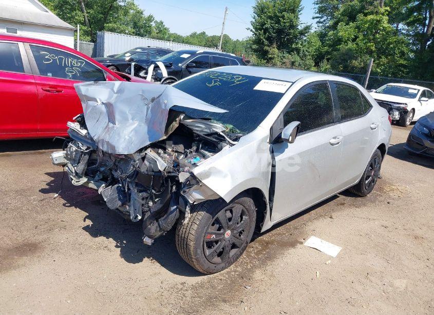 Photo 2 of 2016 Toyota Corolla LE (VIN 2T1BURHE3GC597243)