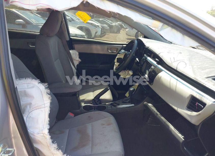 Photo 5 of 2016 Toyota Corolla LE (VIN 2T1BURHE3GC597243)