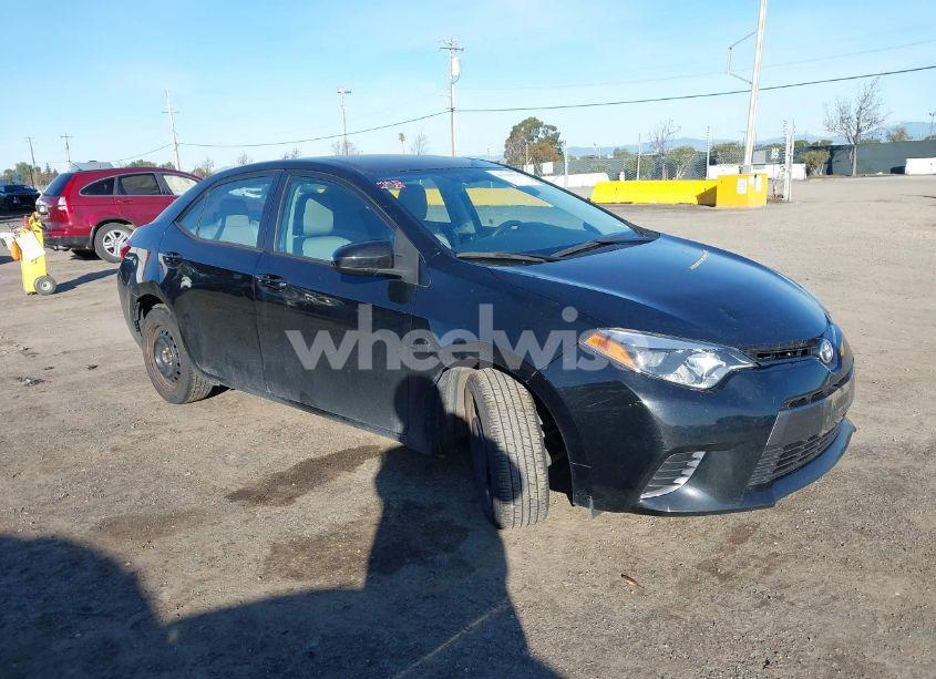 2016 Toyota Corolla LE (VIN 2T1BURHE3GC606801) main photo