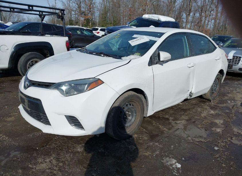 Photo 2 of 2016 Toyota Corolla LE (VIN 2T1BURHE3GC612405)