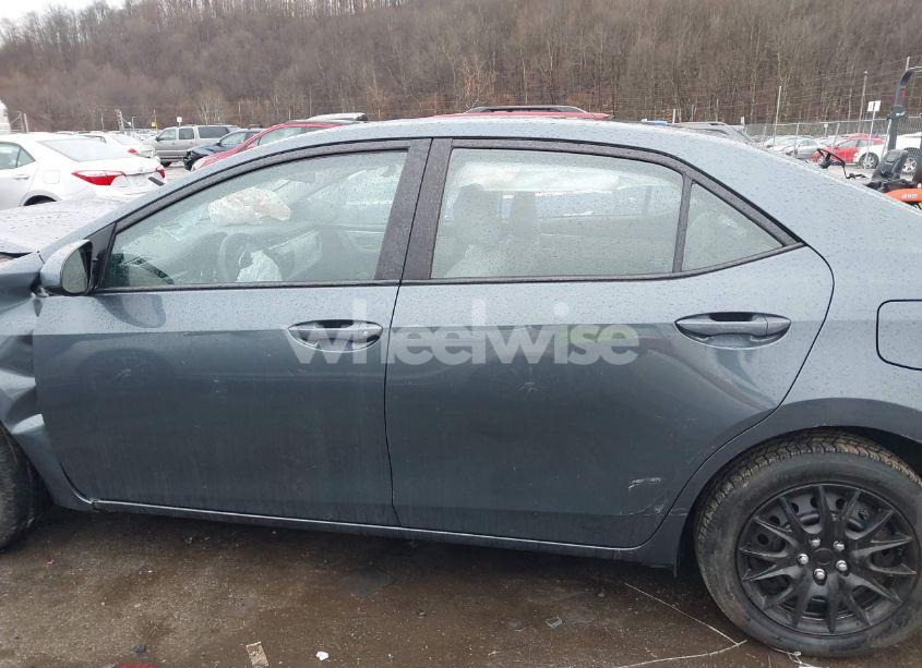 Photo 15 of 2016 Toyota Corolla LE (VIN 2T1BURHE3GC617068)