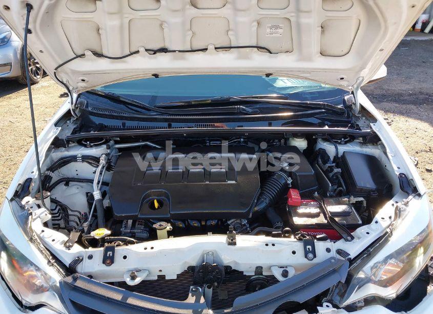 Photo 10 of 2016 Toyota Corolla LE (VIN 2T1BURHE3GC621699)