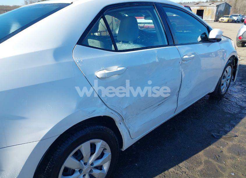 Photo 17 of 2016 Toyota Corolla LE (VIN 2T1BURHE3GC621699)