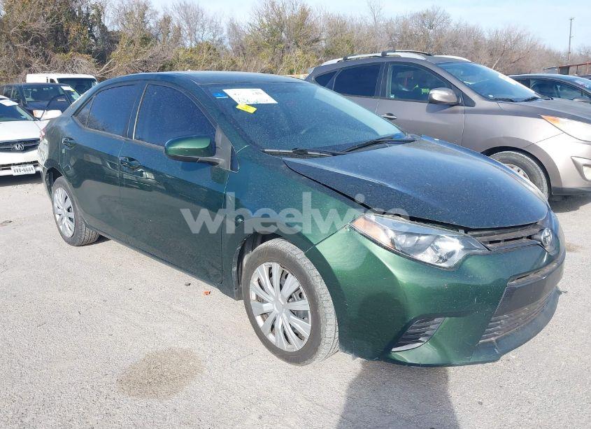 2016 Toyota Corolla LE (VIN 2T1BURHE3GC635148) main photo