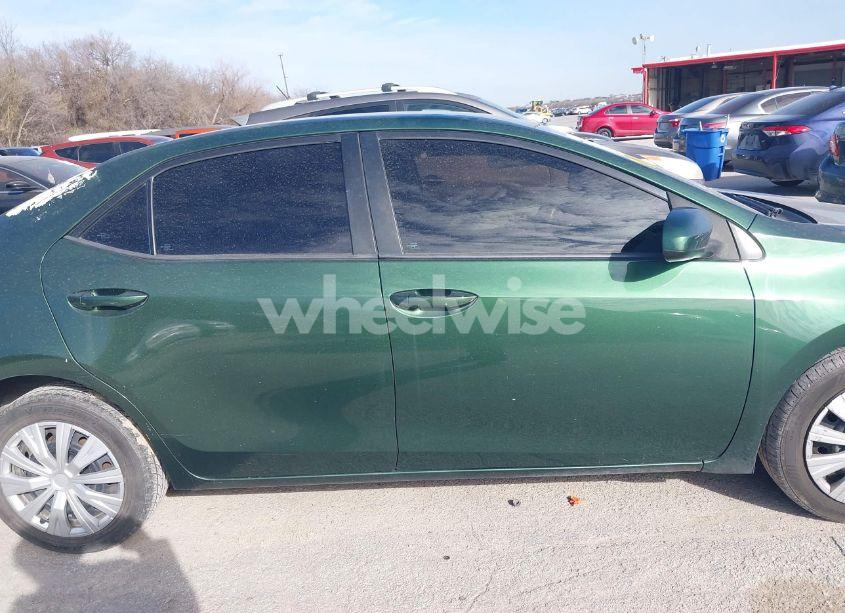 Photo 13 of 2016 Toyota Corolla LE (VIN 2T1BURHE3GC635148)