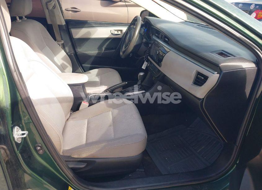 Photo 5 of 2016 Toyota Corolla LE (VIN 2T1BURHE3GC635148)