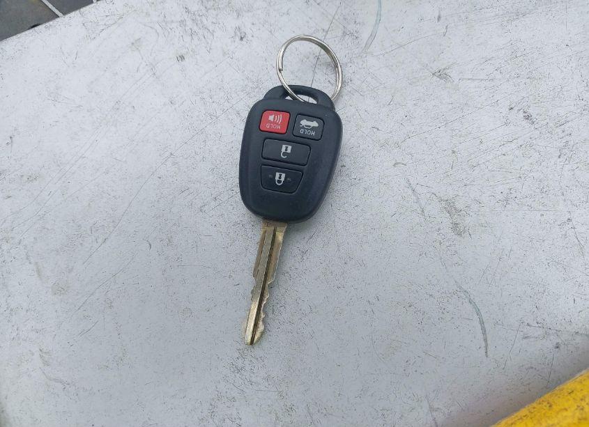 Photo 11 of 2016 Toyota Corolla LE (VIN 2T1BURHE3GC642844)