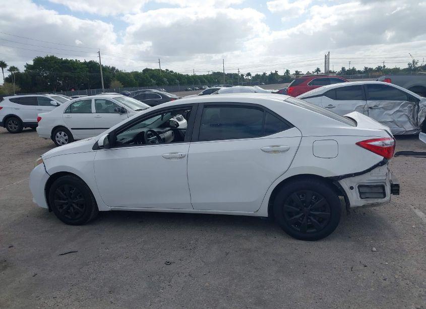 Photo 15 of 2016 Toyota Corolla LE (VIN 2T1BURHE3GC642844)