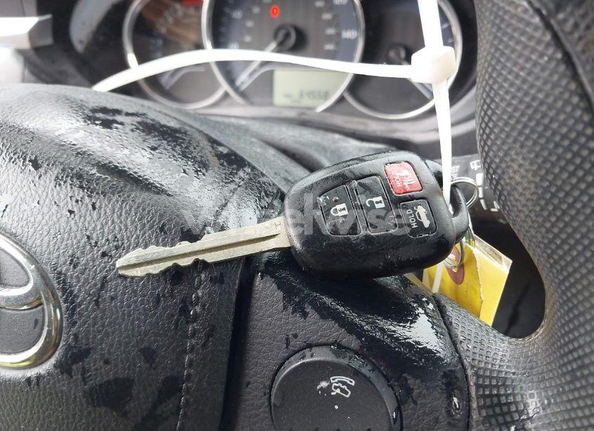 Photo 11 of 2016 Toyota Corolla LE (VIN 2T1BURHE3GC651950)