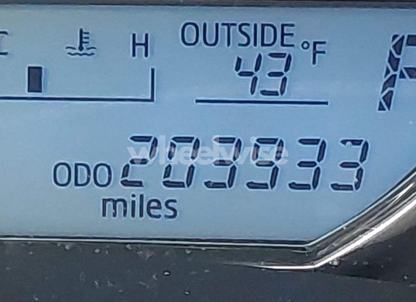 Photo 15 of 2016 Toyota Corolla LE (VIN 2T1BURHE3GC665590)