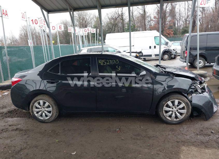 Photo 13 of 2016 Toyota Corolla LE (VIN 2T1BURHE3GC668814)