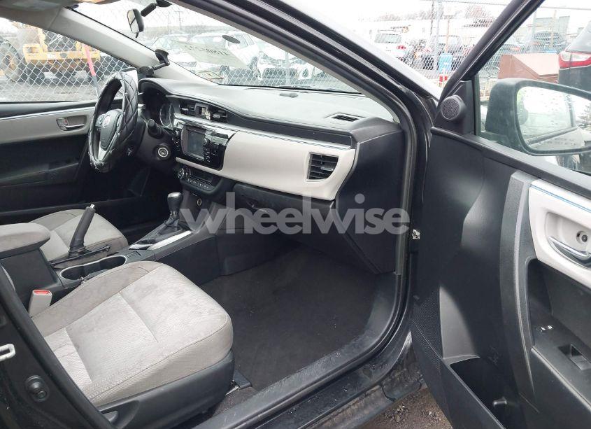 Photo 5 of 2016 Toyota Corolla LE PLUS (VIN 2T1BURHE3GC670398)